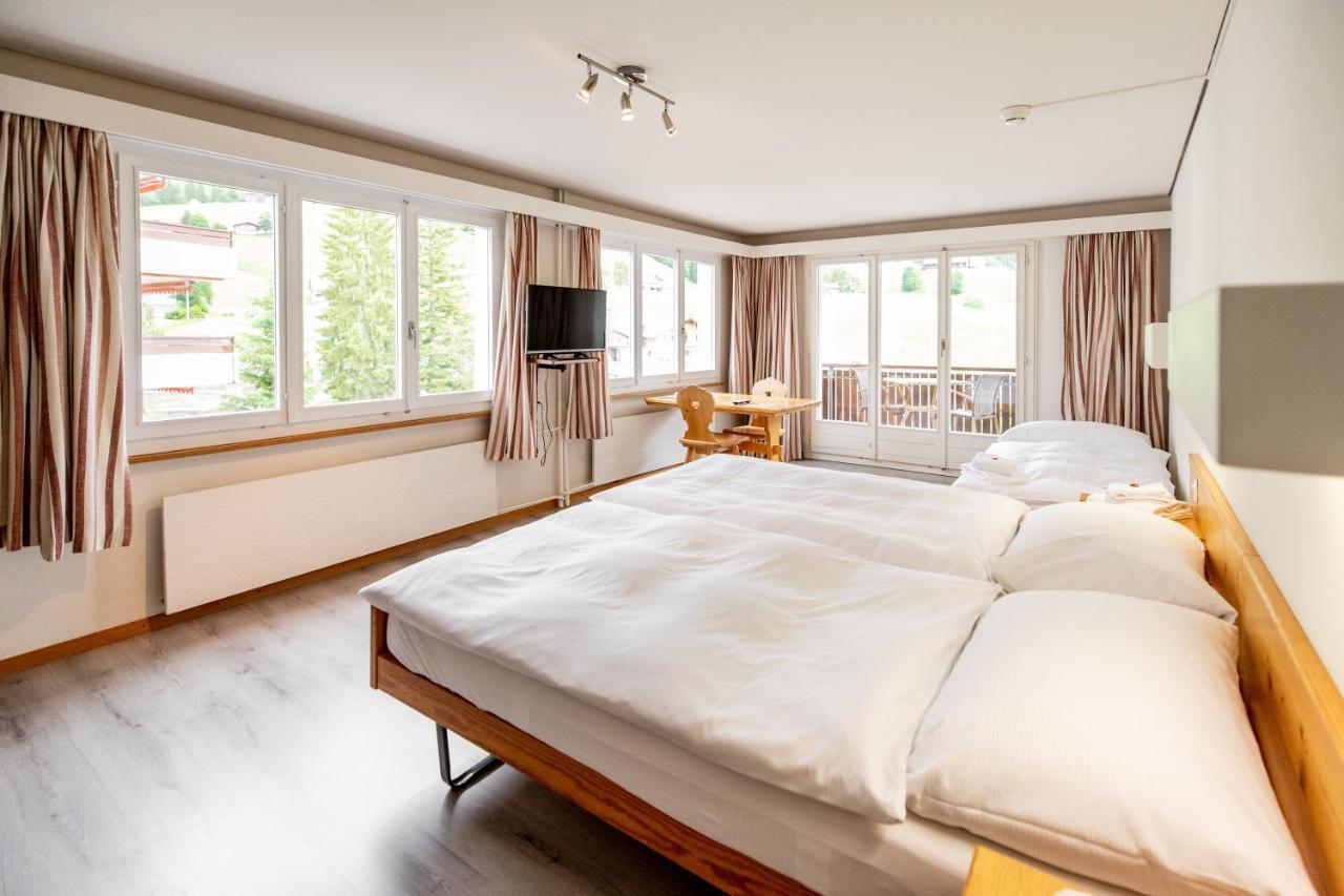 Oberiberg Roggenstock Lodge מראה חיצוני תמונה