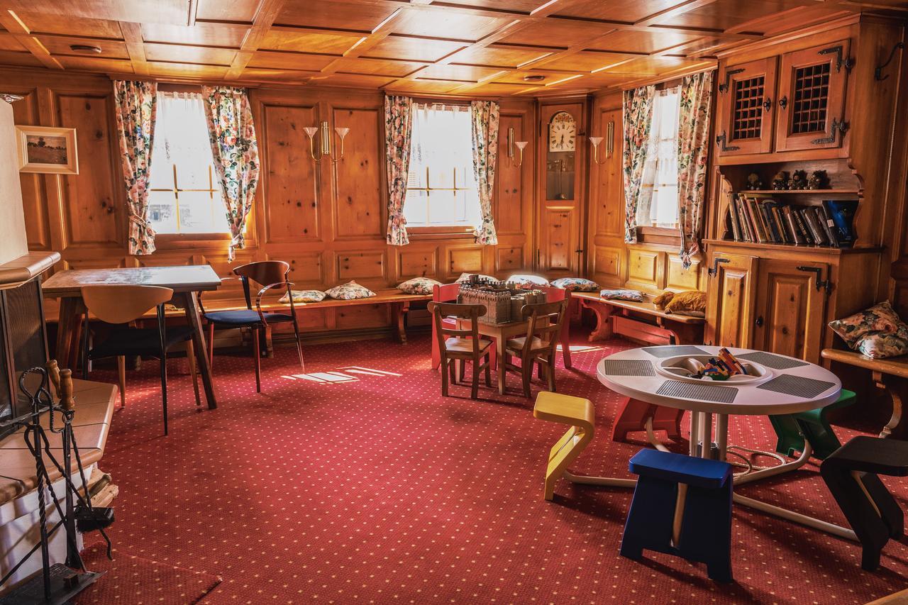 Oberiberg Roggenstock Lodge מראה חיצוני תמונה