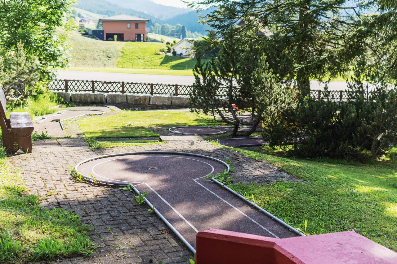 Oberiberg Roggenstock Lodge מראה חיצוני תמונה