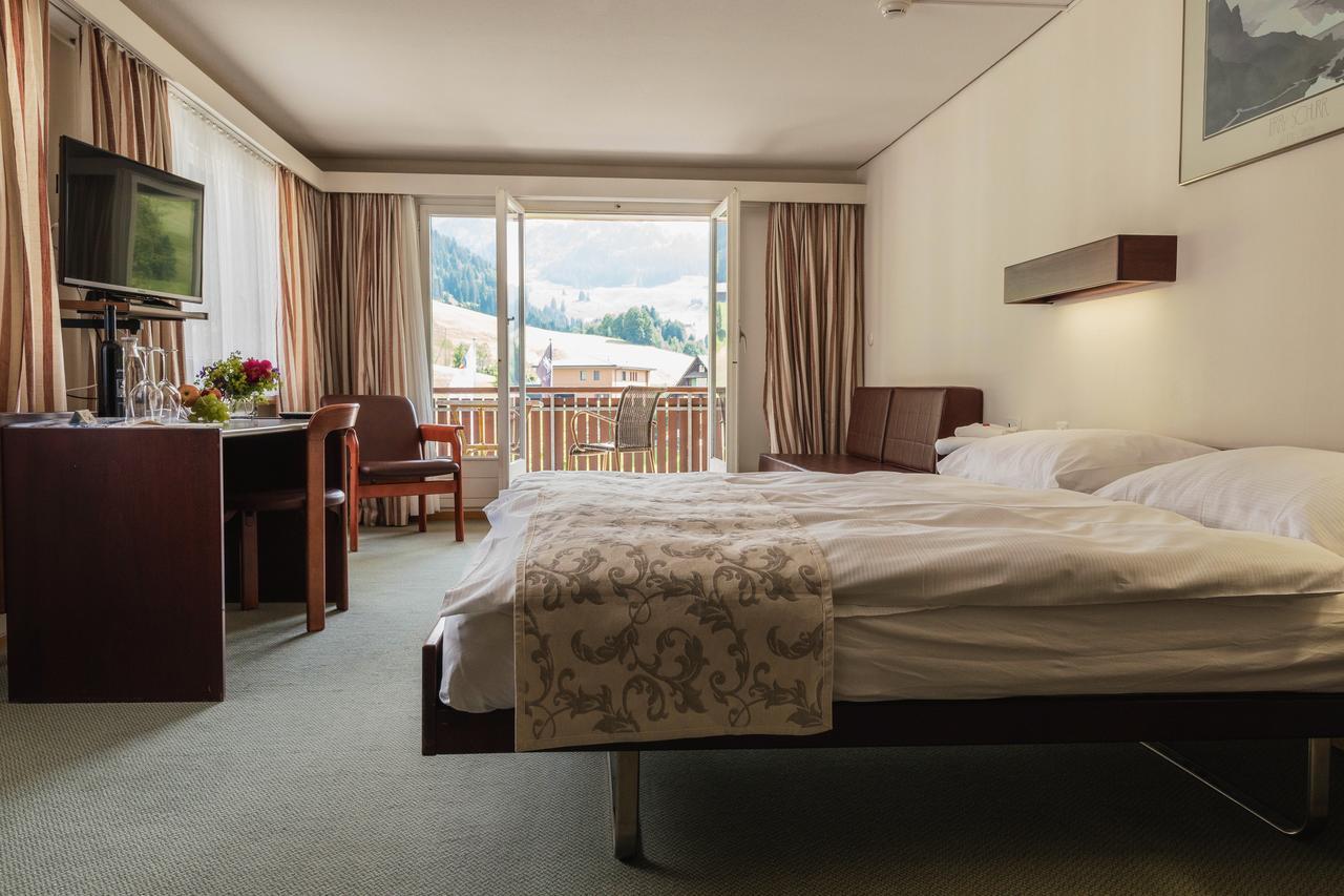 Oberiberg Roggenstock Lodge מראה חיצוני תמונה